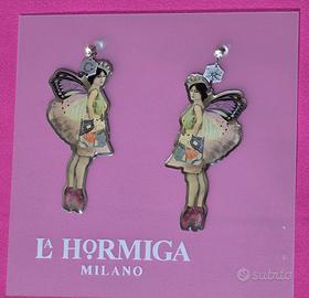 Deliziosi orecchini a forma di fatina l'hormiga