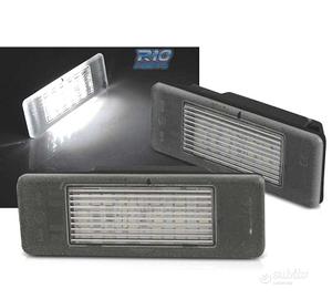 LUCI TARGA A LED NISSAN QASHQAI JUKE NAVARA MERCED