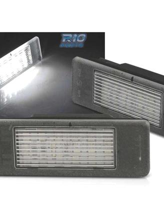LUCI TARGA A LED NISSAN QASHQAI JUKE NAVARA MERCED