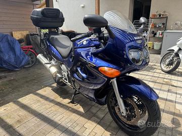 Suzuki GSX 750 F