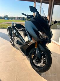 Tmax 530  SX (2017)- 21.000km+ Scarico Arrow