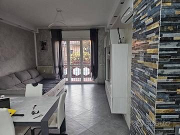 Appartamento di 100 m² con 3 locali e box auto a S