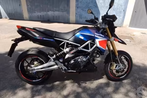 Aprilia dorsoduro factory 750 abs