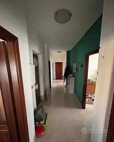 4 stanze singole in Borgo Vittoria, foto 4 di 6