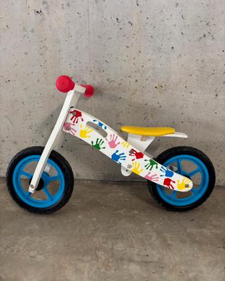 Bicicletta senza pedali per bambino