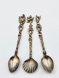 Cucchiaini di metallo da collezione 
