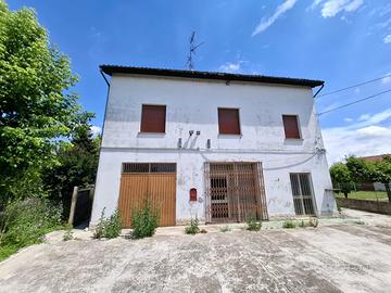 Fabbricato indipendente a cavezzo
