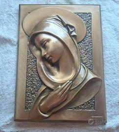 Madonna in bronzo