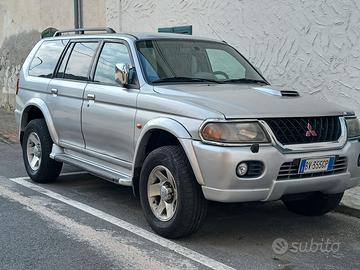 Mitsubishi Pajero sport