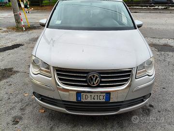 vw Touran 2.0 tdi 7 posti