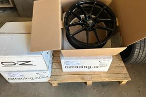 Cerchi OZ leggera hlt