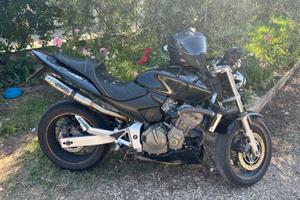 Moto Honda Hornet 600