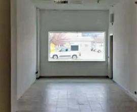 Negozio nel centro commerciale. Anche per Afitto