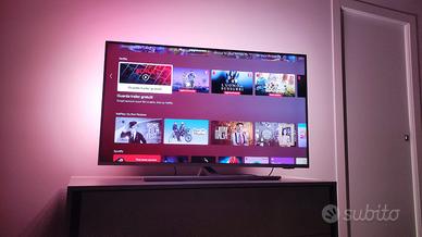 Smart TV Philips 50" 4K Ambilight (50PUS8505/12)