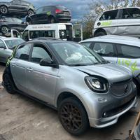Ricambi Smart ForFour 453 0.9 Benz anno 2019