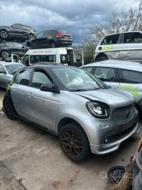 Ricambi Smart ForFour 453 0.9 Benz anno 2019