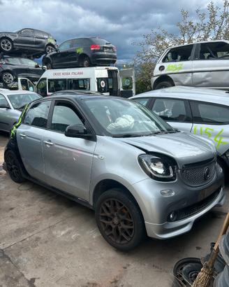 Ricambi Smart ForFour 453 0.9 Benz anno 2019