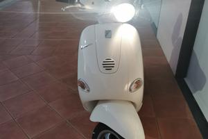 Piaggio  vespa et4 125 restaurata