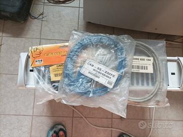 cavo mini USB, cavo firware e cavo VGA 