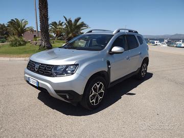 Dacia duster prestige 100 cv benz 35.000km