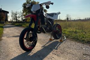 Husqvarna sm/cr 125 2011