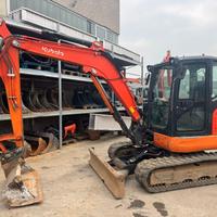 MiniEscavatore usato KUBOTA KX57-4