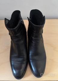 Stivaletti Valleverde donna in pelle neri