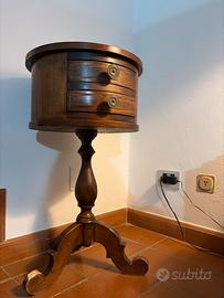 Tavolino Vintage in Legno con Cassetti