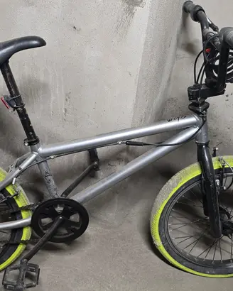 Bicicletta BMX