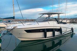 Jeanneau Cap Camarat 10.5 del 2022