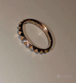 anello dorato 