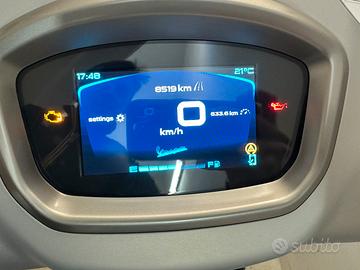 vespa gts 300 hpe grigio entusiasta