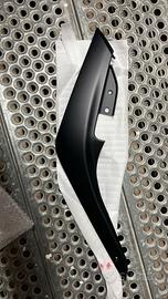 Fianchetto inferiore destro per Sym Symphony s col