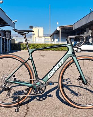 NUOVA Giant DEFY E+ Adv ER (Elettrica)
