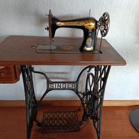MACCHINA DA CUCIRE SINGER