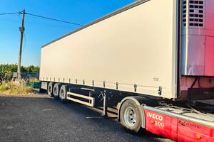 Semirimorchio telofrigo