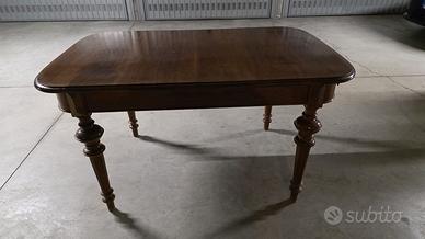 Tavolo Pranzo Massello Noce Allungabile