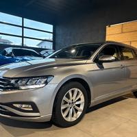 Volkswagen Passat Variant 2.0 TDI SCR EVO DSG 122c