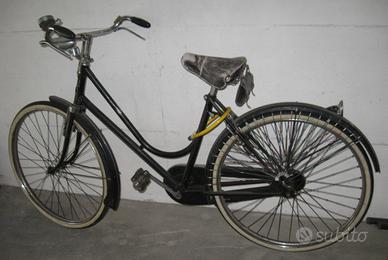 Bicicletta d'epoca BIANCHI da donna del 1950