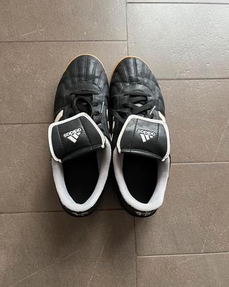 Scarpe da calcio indoor nere 38⅔
