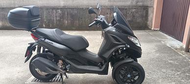 Piaggio MP3 300 Deep Black 2024 - Solo 1800 km