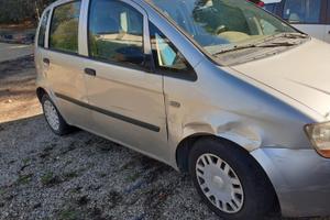 Auto Fiat Idea