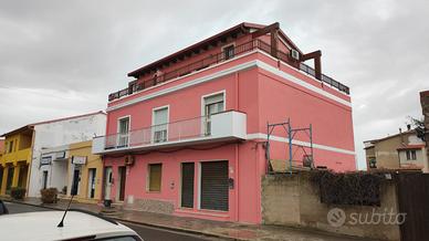 Bilocale sano senza umidità da rivedere