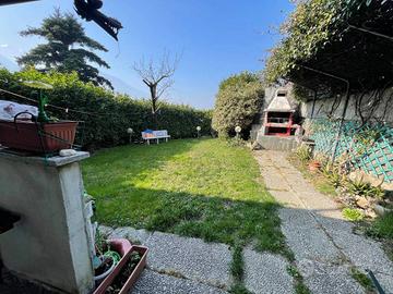 Villa di 131 m² con 4 locali e box auto a Cercino