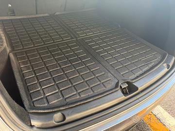 Set tappetini in gomma  Tesla Model Y