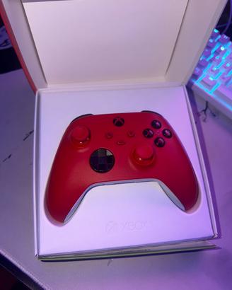 Controller xbox rosso e bianco