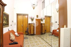 2 LOCALI A ROMA