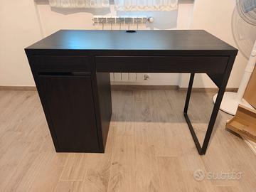 Scrivania Ikea MICKE