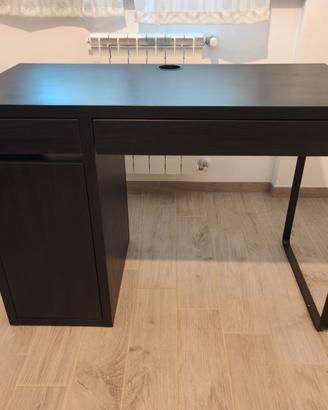 Scrivania Ikea MICKE