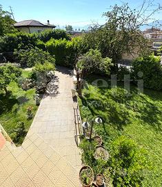 Casa Indipendente Avezzano [AZ25106VRG]